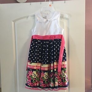 Very pretty girls formal Spring dress.